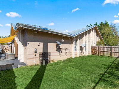 13916 Folkestone Circle, Wellington, FL 33414