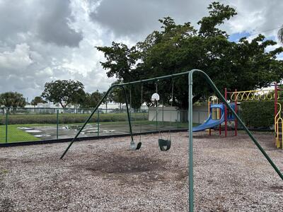 9121 W Sunrise Boulevard, Plantation, FL 33322