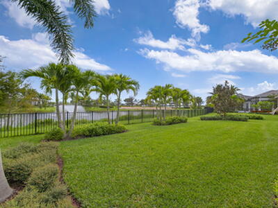 10904 Stellar Circle, Palm Beach Gardens, FL 33412