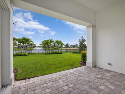10904 Stellar Circle, Palm Beach Gardens, FL 33412