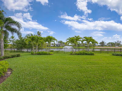10904 Stellar Circle, Palm Beach Gardens, FL 33412