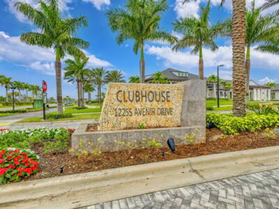 10904 Stellar Circle, Palm Beach Gardens, FL 33412