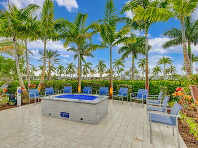 10904 Stellar Circle, Palm Beach Gardens, FL 33412