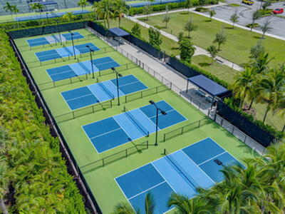 10904 Stellar Circle, Palm Beach Gardens, FL 33412