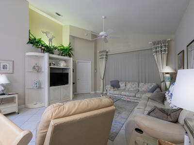 4139 NE Moon River Circle, Jensen Beach, FL 34957