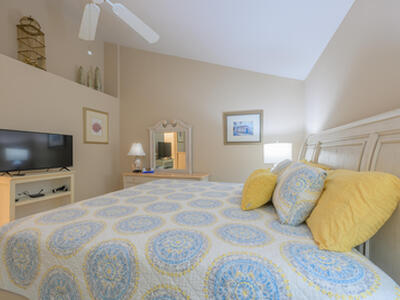 4139 NE Moon River Circle, Jensen Beach, FL 34957