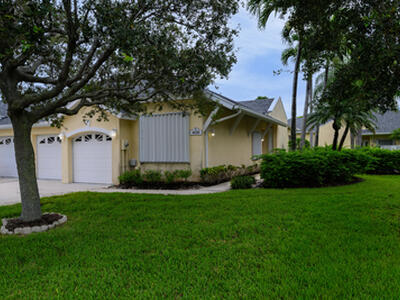 4139 NE Moon River Circle, Jensen Beach, FL 34957