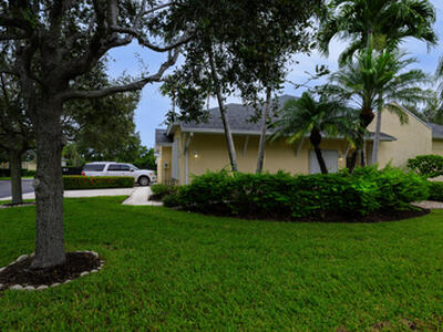 4139 NE Moon River Circle, Jensen Beach, FL 34957