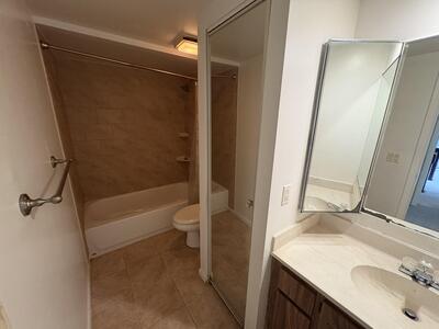 2950 SW 22nd Circle, Delray Beach, FL 33445