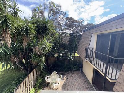 2950 SW 22nd Circle, Delray Beach, FL 33445