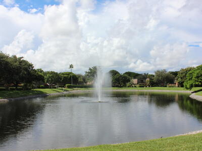 2950 SW 22nd Circle, Delray Beach, FL 33445