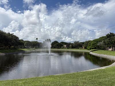 2950 SW 22nd Circle, Delray Beach, FL 33445