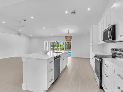 6970 130th Avenue N, West Palm Beach, FL 33412