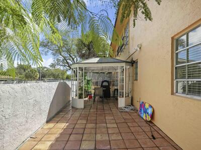 1545 Miami Road, Fort Lauderdale, FL 33316