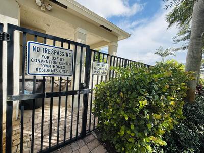 West Palm Beach, FL 33401