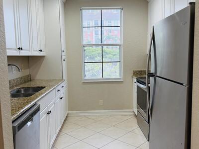 West Palm Beach, FL 33401