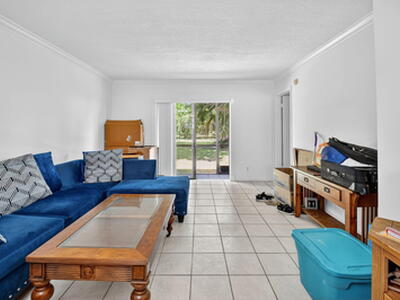 21894 Lake Forest Circle, Boca Raton, FL 33433