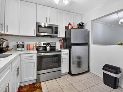 21894 Lake Forest Circle, Boca Raton, FL 33433