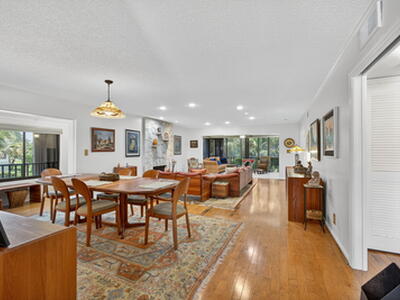 704 Clubhouse Circle, Jupiter, FL 33477