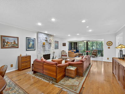 704 Clubhouse Circle, Jupiter, FL 33477