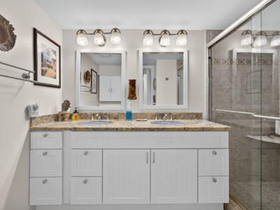 704 Clubhouse Circle, Jupiter, FL 33477