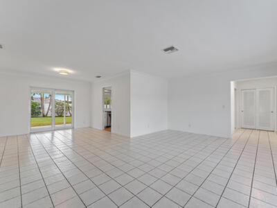 130 Gulfstream Road, North Palm Beach, FL 33408