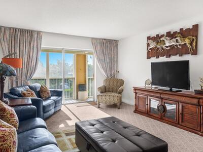 1111 S Ocean Boulevard, Boca Raton, FL 33432