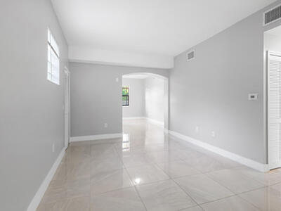 3585 NE 5th Street, Homestead, FL 33033