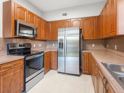 3585 NE 5th Street, Homestead, FL 33033