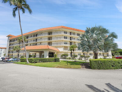 2871 N Ocean Boulevard, Boca Raton, FL 33431