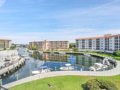 2871 N Ocean Boulevard, Boca Raton, FL 33431