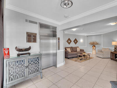 2871 N Ocean Boulevard, Boca Raton, FL 33431