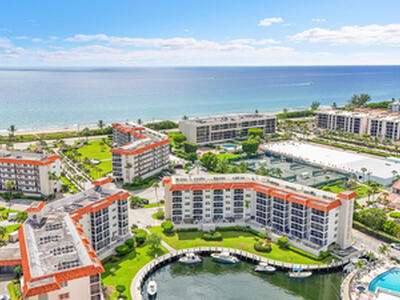 2871 N Ocean Boulevard, Boca Raton, FL 33431