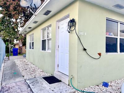 340 W Blue Heron Boulevard, Riviera Beach, FL 33404