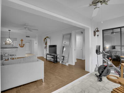 100 Pelican Pointe Drive, Delray Beach, FL 33483