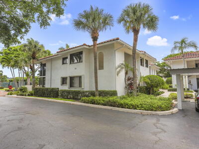 100 Pelican Pointe Drive, Delray Beach, FL 33483