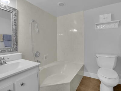 100 Pelican Pointe Drive, Delray Beach, FL 33483