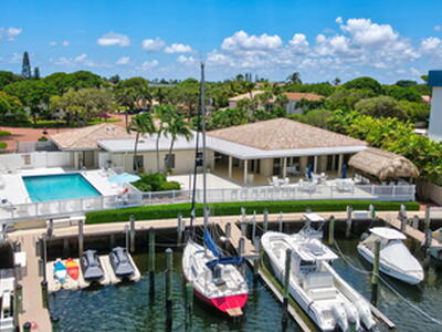 100 Pelican Pointe Drive, Delray Beach, FL 33483