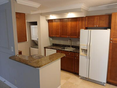 522 Trace Circle, Deerfield Beach, FL 33441