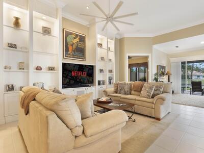 8292 Dominica Place, Wellington, FL 33414