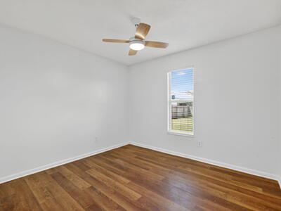 561 SE Karrigan Terrace, Port Saint Lucie, FL 34983