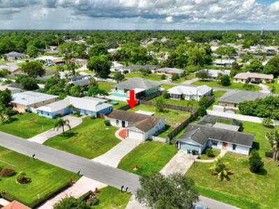 561 SE Karrigan Terrace, Port Saint Lucie, FL 34983