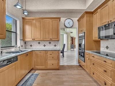 10122 Spyglass Way, Boca Raton, FL 33498