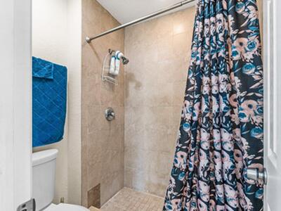 608 Lakeview Drive E, Royal Palm Beach, FL 33411