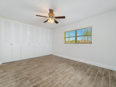 2567 Dudley Drive W, West Palm Beach, FL 33415