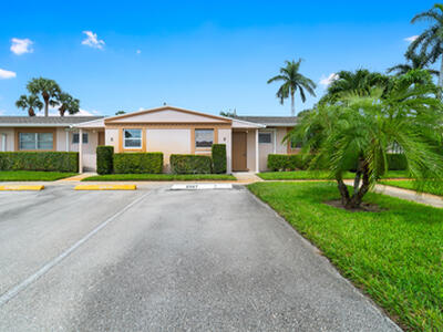 2567 Dudley Drive W, West Palm Beach, FL 33415