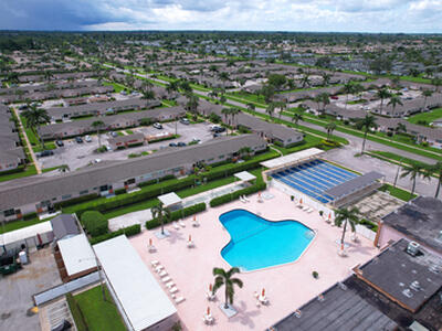 2567 Dudley Drive W, West Palm Beach, FL 33415