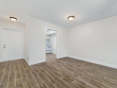 2567 Dudley Drive W, West Palm Beach, FL 33415