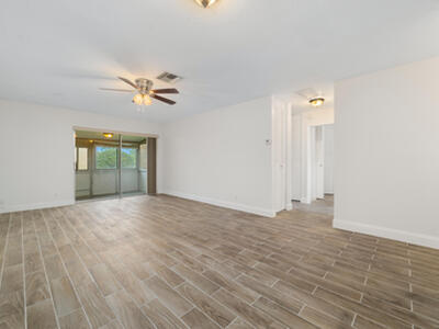 2567 Dudley Drive W, West Palm Beach, FL 33415