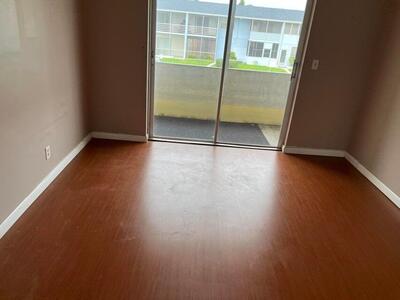 114 Salisbury E, West Palm Beach, FL 33417